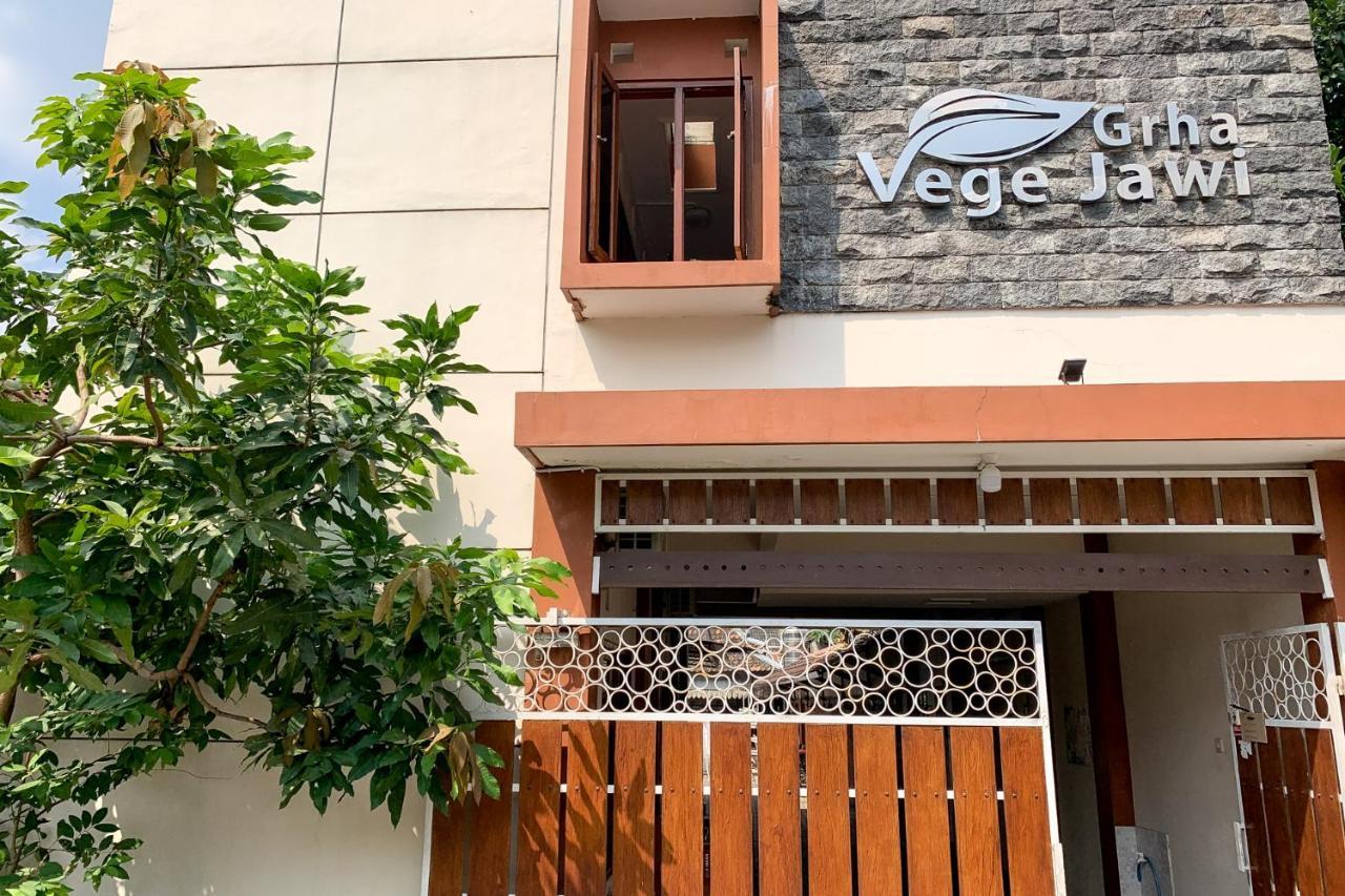 Grha Vege Jawi Syariah Mitra Reddoorz Hotel Yogyakarta Exterior photo